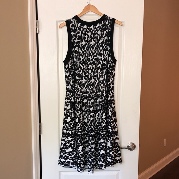 Kate Spade Black and White Floral Jacquard Fit and Flare Dress, Size Large. - Picture 6 of 11